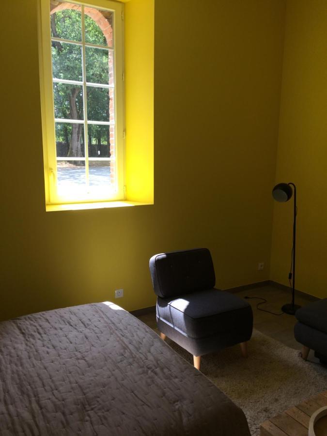 Cabanes Et Studios A La Bernardiere Sevremoine Exteriör bild