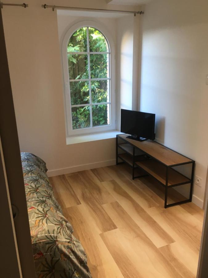 Cabanes Et Studios A La Bernardiere Sevremoine Exteriör bild